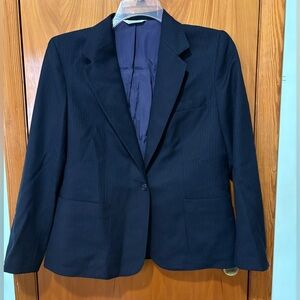 Women’s Classic Wool Navy Blazer
